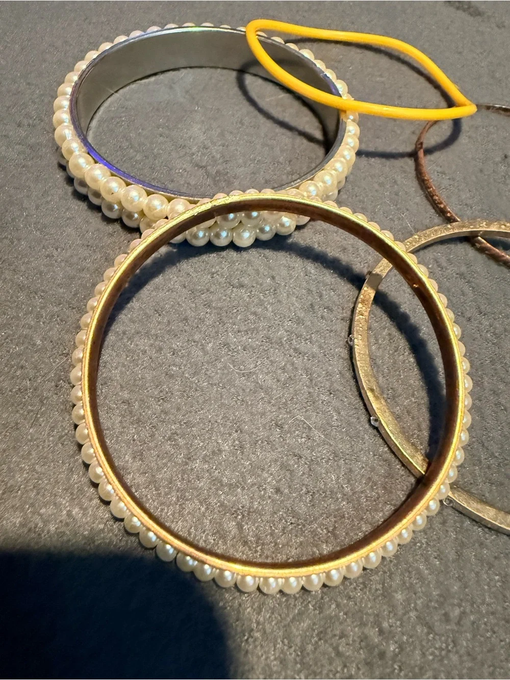 Mixed Metal and Bead Women's Bangle Bracelet Set - Yellow, Teal, Gold